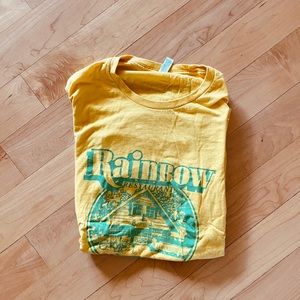 Rainbow Restaurant Retro Graphic t-shirt (M)